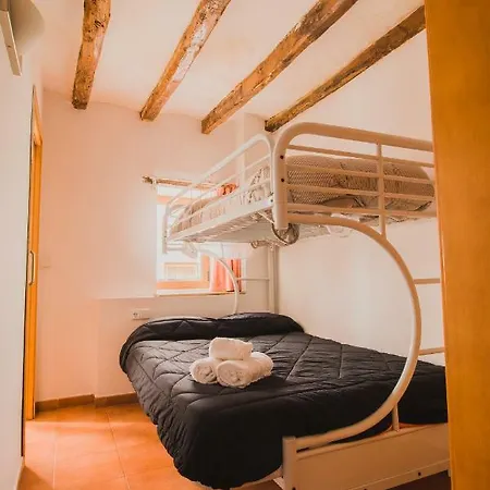 Apartamento Arola 2 *